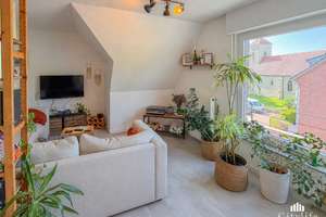 ...RENOVIERTE PAARWOHNUNG MIT BALKON ZUM VERLIEBEN...