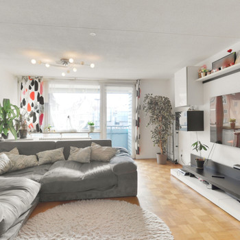 Helle 5-Zimmer-Wohnung im Herzen von Neu-Ulm – direkt an der Donau