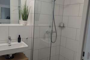 Stilvoll möbliertes Studentenapartment | Uni/OTH, 8. Etage, Fernblick – Otto-Hahn-Straße 40, 93053 Galgenberg, Regensburg – Vorschaubild 18