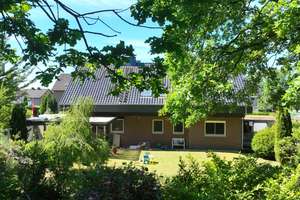 Großzügiges Einfamilienhaus in traumhafter Lage mit direktem Zugang zum Bach – Pappelallee 20, 33106 Sande, Paderborn – Vorschaubild 3