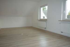 LANGENHAGEN * das perfekte ZWEI-Familien Haus  (5-Zimmer im EG) plus (4-Zimmer im OG) – Milanweg 17, 30853 Langenhagen – Vorschaubild 9