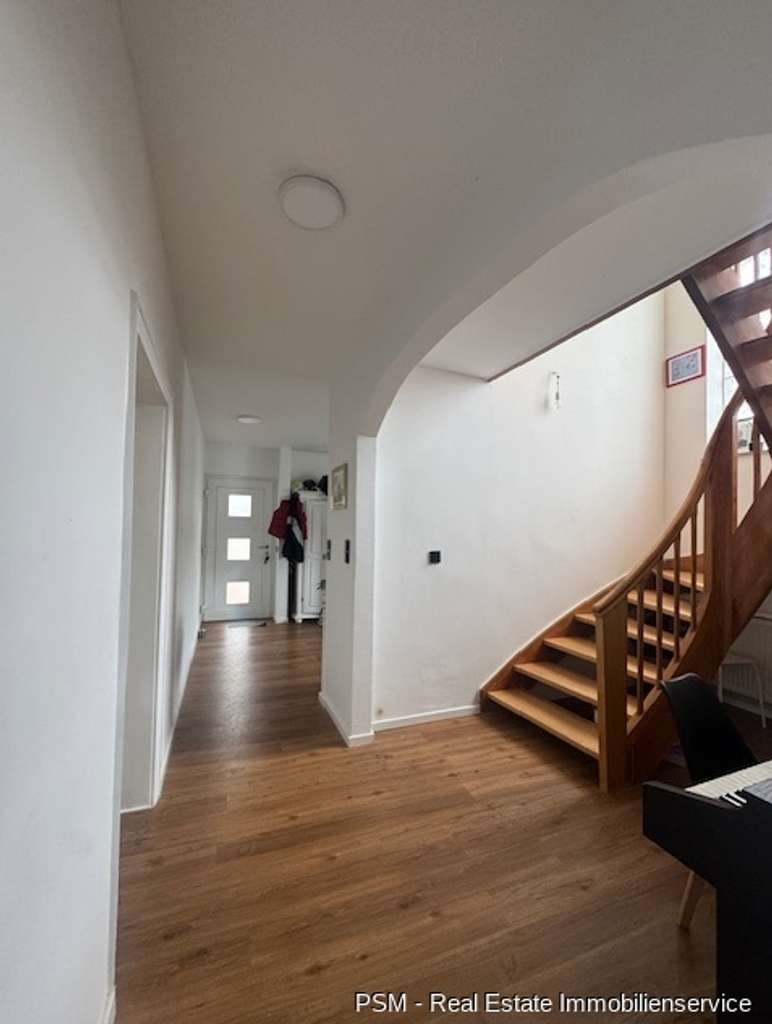 Immobilie in Neu-Anspach - Modernisierte Doppelhaushälfte  in zentraler Lage – Einziehen & Wohlfühlen! - Bild 0