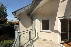 Helle 4-Zimmer-Wohnung mit Balkon, Garage und Stellplatz in ruhiger Randlage von Leingarten – Schalkweg 23, 74211 Leingarten – Vorschaubild 4