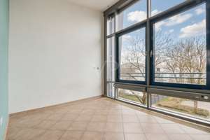 Stilvolle 4-Zimmer-Maisonettewohnung mit großzügiger Dachterrasse in Toplage von München-Trudering – Die vollständige Adresse der Immobilie erhältst du vom Anbieter., 81829 Trudering-Riem (Ortsteil), München – Vorschaubild 12