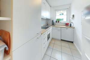 Gepflegte 2-Zimmerwohnung mit Balkon, Tiefgaragenstellplatz und Aufzug in Stuttgart-Zuffenhausen – 70435 Zuffenhausen-Schützenbühl, Stuttgart – Vorschaubild 5