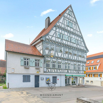 Historisches Immobilienpaket – Entwicklerprojekt mit vielfältigen Möglichkeiten