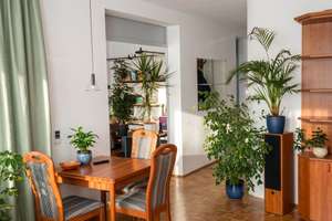 Wohnen mit Charakter: Dachgeschosswohnung in Lichterfeld Ost – Bassermannweg 17, 12207 Lichterfelde, Berlin – Vorschaubild 2