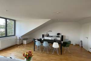 Wunderschöne 2-Zimmer-Wohnung mit einmaligem Balkon in Oberkassel – 40549 Oberkassel, Düsseldorf – Vorschaubild 4