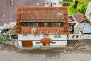 Wohnen oder Vermieten: Zweifamilienhaus mit ca. 195 m² Wohnfläche und flexiblem Nutzungspotenzial