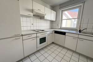 Innenstadtlage mit Gestaltungsspielraum: 3-Zimmer-Wohnung mit Tiefgaragenstellplatz! – Die vollständige Adresse der Immobilie erhältst du vom Anbieter., 72764 Reutlingen-Mitte, Reutlingen – Vorschaubild 8