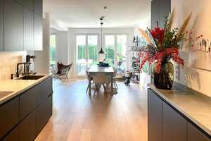 Großzügige, luxuriöse Wohnung mit eigenem Garten und direktem Zugang zum Westerpark!