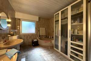 Winkel-Bungalow mit Einliegerwohnung und Garagen in idyllischer Waldrandlage von Wassenberg – Die vollständige Adresse der Immobilie erhältst du vom Anbieter., 41849 Wassenberg – Vorschaubild 12