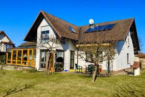 Schönes Wohnhaus mit Garten in traumhafter Lage von Küps – Die vollständige Adresse der Immobilie erhältst du vom Anbieter., 96328 Küps – Vorschaubild 11