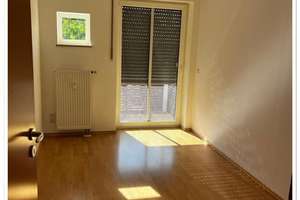 Solide vermietetes Reihenmittelhaus in zentraler Lage von 85777 Fahrenzhausen – Die vollständige Adresse der Immobilie erhältst du vom Anbieter., 85777 Fahrenzhausen – Vorschaubild 8