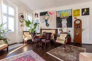 Light-filled south-west facing corner Altbau apartment with balcony in Boxhagener Kiez. – Die vollständige Adresse der Immobilie erhältst du vom Anbieter., 10245 Friedrichshain, Berlin – Vorschaubild 6