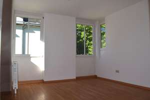 Großzügig, Gemütliche Wohnung mit neuer Einbauküche in Laubegast – Hermann-Seidel-Straße 11, 1279 Laubegast, Dresden – Vorschaubild 8