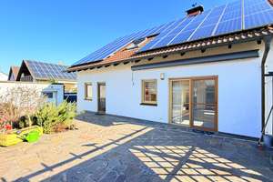 Gepflegtes Einfamilienhaus mit Ferienwohnung, Pool & Photovoltaik – Die vollständige Adresse der Immobilie erhältst du vom Anbieter., 96164 Kemmern – Vorschaubild 7