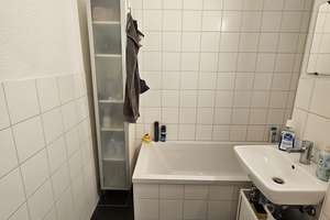 Wohnen mit Aussicht: Großzügige 2,5-Zimmer-Wohnung in Erfurts Altstadt – Juri-Gagarin-Ring 126a, 99084 Altstadt, Erfurt – Vorschaubild 9