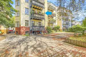 Property thumbnail 3