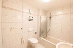 Moderne 3-Zimmer-Wohnung mit Balkon und Einbauküche in Reutlingen – Ringelbachstraße 14, 72762 Reutlingen-Mitte, Reutlingen – Vorschaubild 4