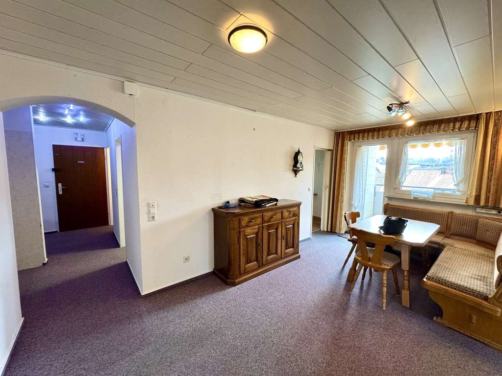 Immobilie in Warthausen - Bezugsfreie 4,5-Zimmer-Wohnung mit Garage in Warthausen - Bild 3