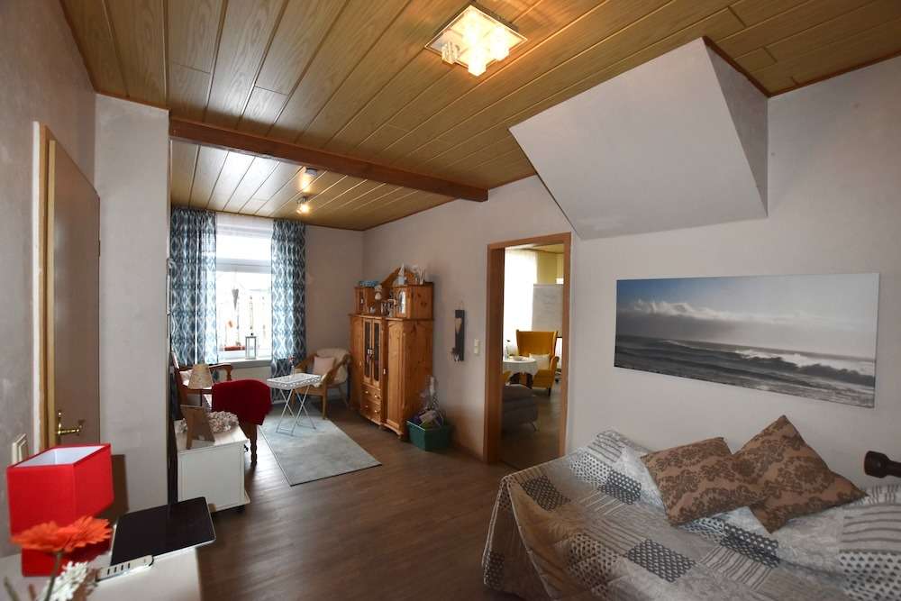 Immobilie in Wangerland - Charmantes Haus mit Charakter in Tettens - Bild 10