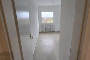 Schöne, helle & sanierte 2 Zimmer Wohnung - provisionsfrei – Auf dem Streitacker 24, 51149 Gremberghoven, Köln – Vorschaubild 10