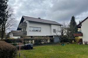 2-Familienhaus in ruhiger Lage nahe Stuttgart – Die vollständige Adresse der Immobilie erhältst du vom Anbieter., 70619 Heumaden, Stuttgart – Vorschaubild 2