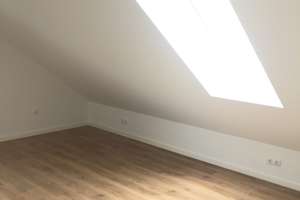 Neuwertige - moderne 2 Zimmer Dachgeschosswohnung EBK Balkon Trudering/Berg am Laim – Weißpfennigweg 9a, 81825 Berg am Laim Ost, München – Vorschaubild 15