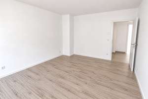 Helle, frisch renovierte 2-Zimmer-Wohnung mit Terrasse und Einbauküche – Wärmepumpe – Hauffstr. 6, 42289 Heckinghausen, Wuppertal – Vorschaubild 8