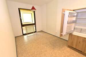 3 ZKB-Wohnung mit Loggia, EBK - optional TG-Stellplatz - schöne Lage, Augsburg-Hochzoll – Herzogstandstraße 28, 86163 Hochzoll-Nord, Augsburg – Vorschaubild 8