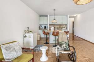 Modernisierte Wohnung inkl. Tiefgaragenstellplatz und Süd-Balkon - Radio Bremen – Die vollständige Adresse der Immobilie erhältst du vom Anbieter., 28211 Radio Bremen, Bremen – Vorschaubild 3