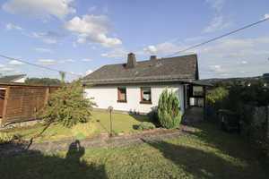 Grandiose Aussicht: 6-Zi.-Zuhause in familienfreundlicher, ruhiger Lage – Westerwaldkreis – Vorschaubild 2