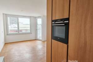 Großzügige 1-Zimmer-Wohnung mit moderner Einbauküche in München – 80686 Land in Sonne, München – Vorschaubild 5