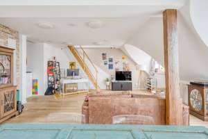 Sonnige Dachgeschosswohnung mit loftartigem Charakter – Die vollständige Adresse der Immobilie erhältst du vom Anbieter., 10715 Wilmersdorf, Berlin – Vorschaubild 4