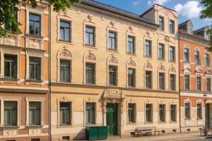 Zentral gelegene 2,5-Zimmer-Wohnung im Chemnitzer Lutherviertel mit Balkon