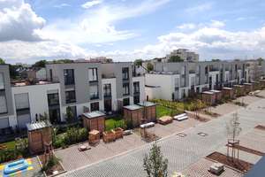 Luxuriöse Doppelhaushälfte mit fünf hellen Zimmern, einer Einbauküche und  in Nordenstadt, Wiesbaden – Blaumeisenweg 8, 65025 Nordenstadt, Wiesbaden – Vorschaubild 38