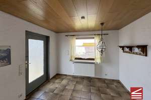 Aussichtslage in Sinzheim – Familienhaus mit Garten & Potenzial! – Die vollständige Adresse der Immobilie erhältst du vom Anbieter., 76547 Sinzheim – Vorschaubild 3