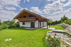 Exklusives Familienidyll am Irschenberg:
Ihr Traumhaus vor den Toren Münchens am Fuße der Alpen – Die vollständige Adresse der Immobilie erhältst du vom Anbieter., 83737 Irschenberg – Vorschaubild 1