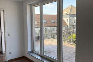 Klimatisierte und renovierte 2 1/2 Zimmer Dachgeschosswohnung mit Terrasse in Duisburg – Ulrichstr. 26, 47051 Altstadt, Duisburg – Vorschaubild 10