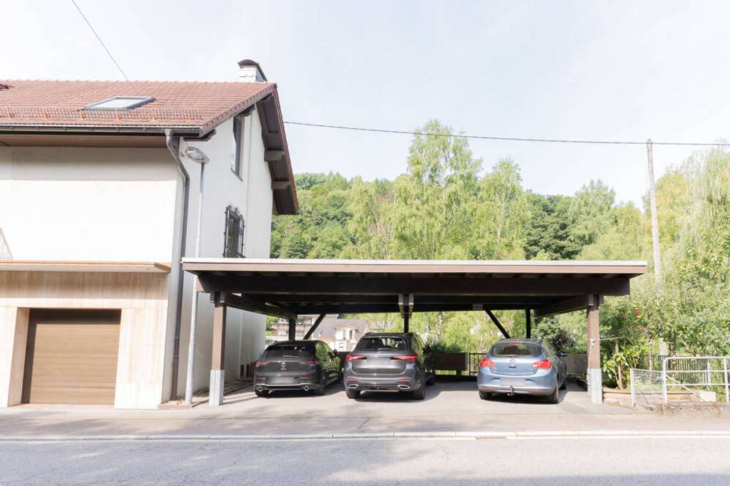 Immobilie in Schönau - Charmantes & großzügiges Wohn- und Geschäftshaus in guter Lage von Schönau! - Bild 2