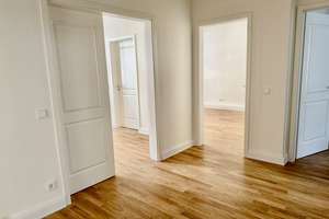 Frisch sanierte 4-Raum-Wohnung mit gehobener Innenausstattung mit Balkon in Köln Sülz – Arnulfstr. 4, 50937 Sülz, Köln – Vorschaubild 7