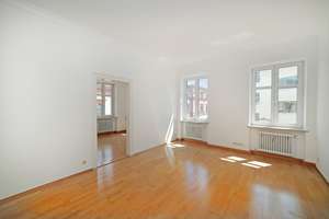 Wohnen im Lehel – Großzügige Altbauetage mit 151 m² im Herzen Münchens – Die vollständige Adresse der Immobilie erhältst du vom Anbieter., 80538 Lehel, München – Vorschaubild 2