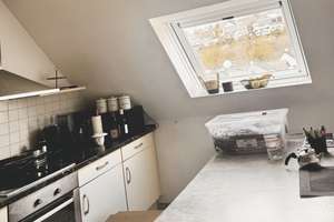 Attraktive Dachgeschosswohnung in zentraler Lage – Die vollständige Adresse der Immobilie erhältst du vom Anbieter., 57074 Siegen, Siegen – Vorschaubild 2