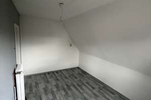 Dachgeschoss Wohnung - Warmmiete inklusive Strom  – Weisenauer Straße 52, 65428 Rüsselsheim am Main – Vorschaubild 6