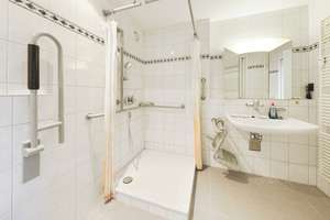 Ihr Zuhause mit Aussicht: 3,5-Zimmerwohnung im 18. OG mit Loggia und großzügigem Lichteinfall – 70599 Asemwald, Stuttgart – Vorschaubild 12