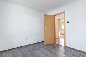 Ihr neuer Wohlfühlplatz: Charmantes Reiheneckhaus mit sonnigem, einladendem Grundstück – Die vollständige Adresse der Immobilie erhältst du vom Anbieter., 89079 Wiblingen, Ulm – Vorschaubild 25