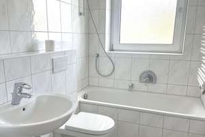 ERSTBEZUG nach Modernisierung - Wohnung mit Aufzug – Die vollständige Adresse der Immobilie erhältst du vom Anbieter., 47799 Stadtmitte, Krefeld – Vorschaubild 4