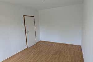Schöne sonnige 2-Zimmer-Wohnung mit zwei Balkonen – 30629 Misburg-Nord, Hannover – Vorschaubild 4