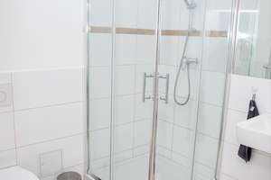 ++ EXKLUSIVE ALTBAU-MAISONETTE MIT DACHTERRASSE UND AUSBLICK ++ TOP LAGE – Alexandrastr 17, 65187 Südost, Wiesbaden – Vorschaubild 8